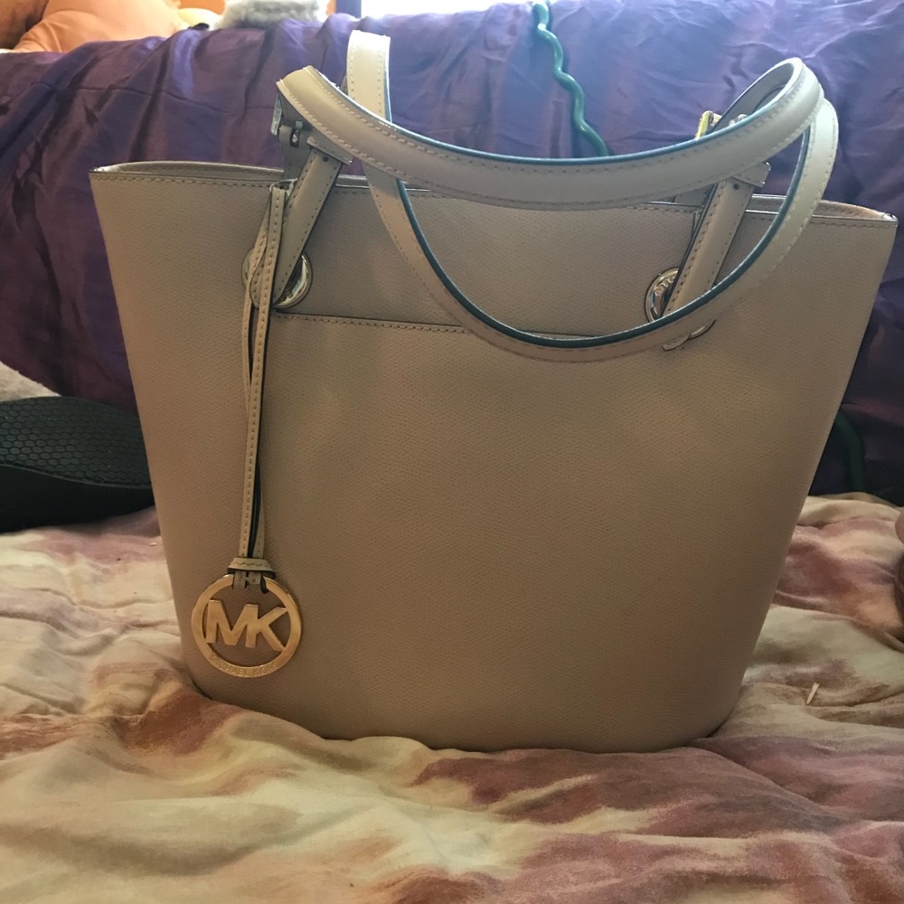 Soft Pink Michael Kors Handbag